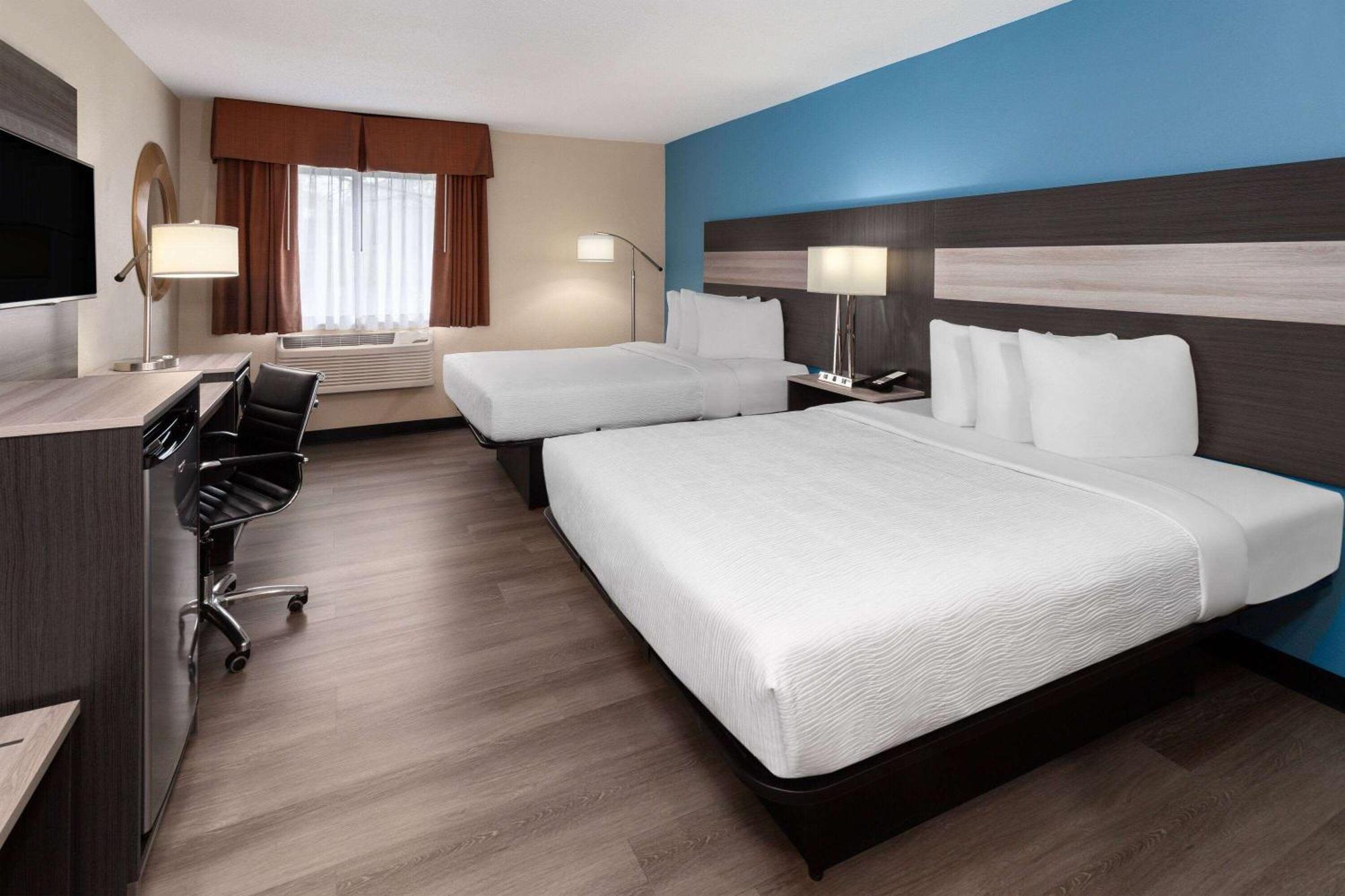 Baymont By Wyndham Copley Akron Buitenkant foto
