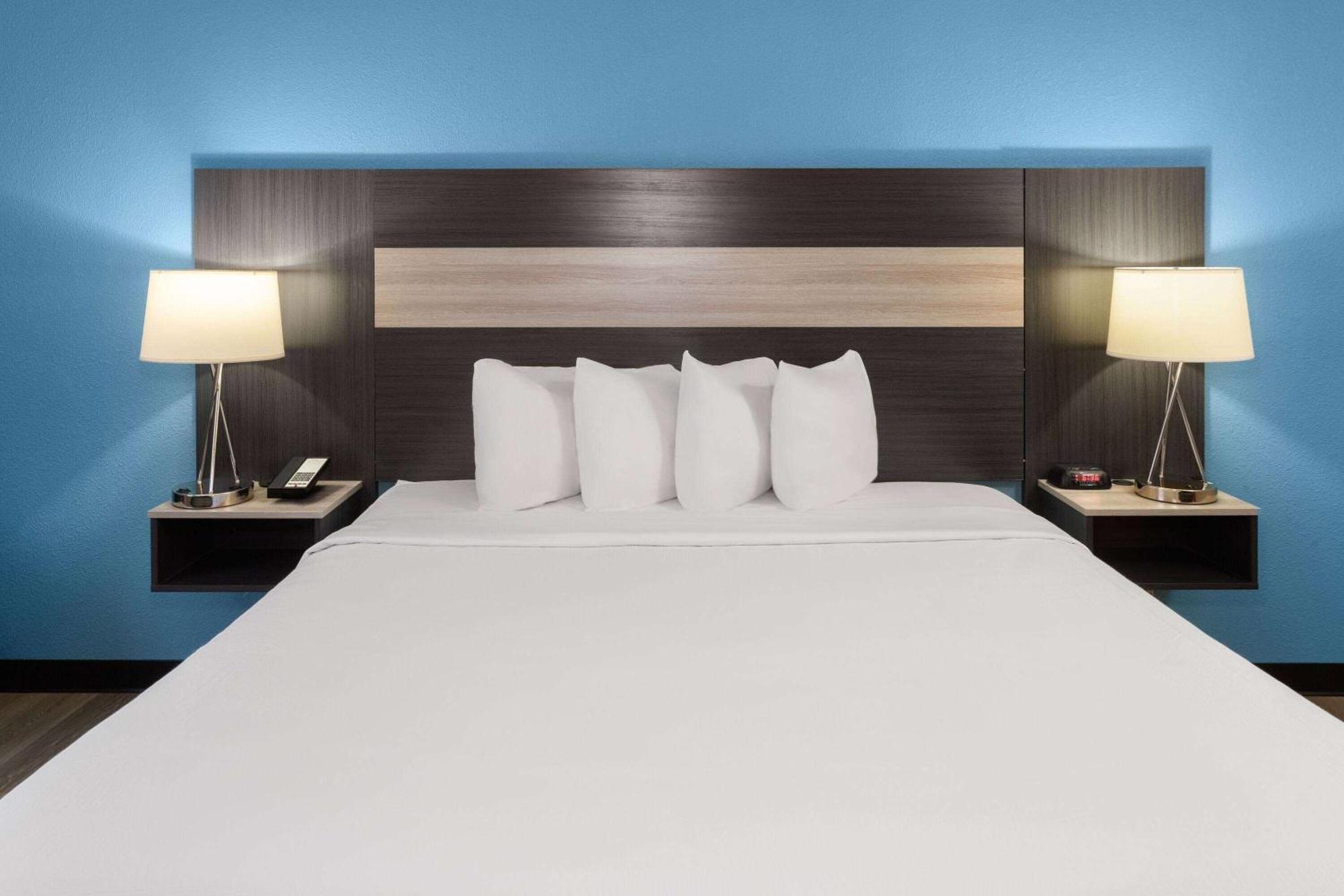 Baymont By Wyndham Copley Akron Buitenkant foto