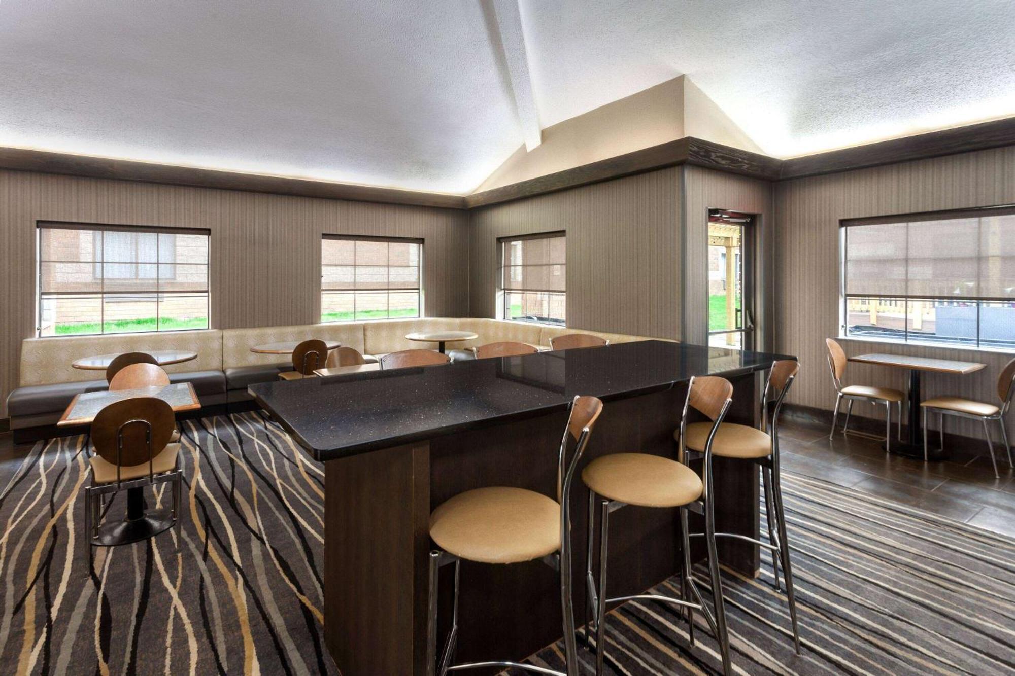 Baymont By Wyndham Copley Akron Buitenkant foto
