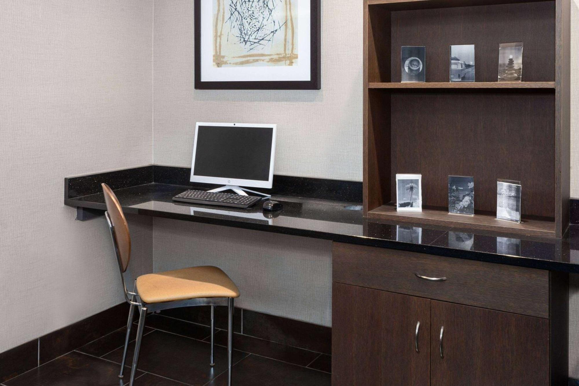 Baymont By Wyndham Copley Akron Buitenkant foto