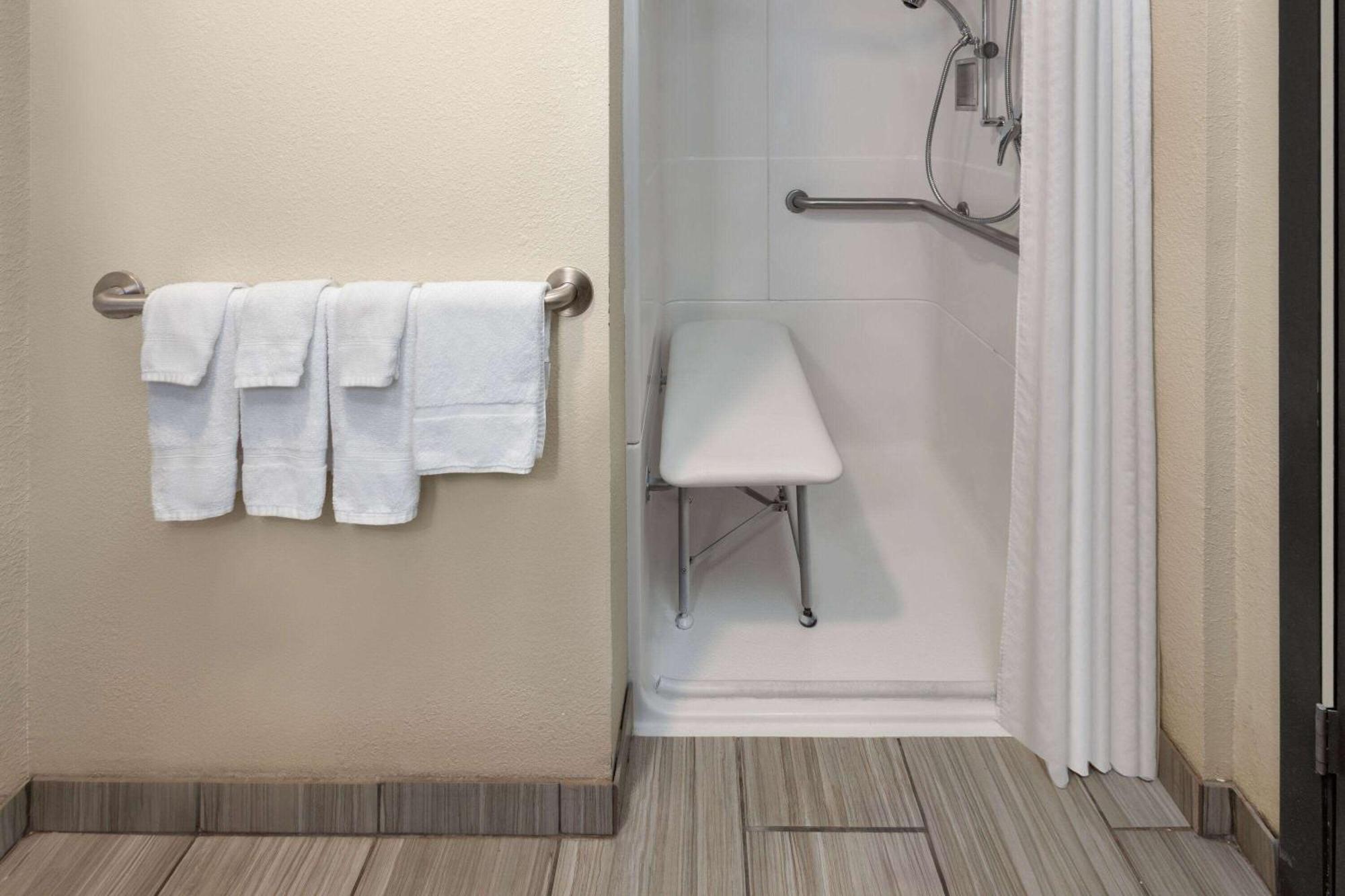 Baymont By Wyndham Copley Akron Buitenkant foto